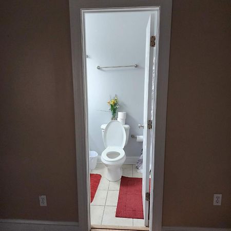Private Room Balcony And Bathroom In Charleston Buitenkant foto